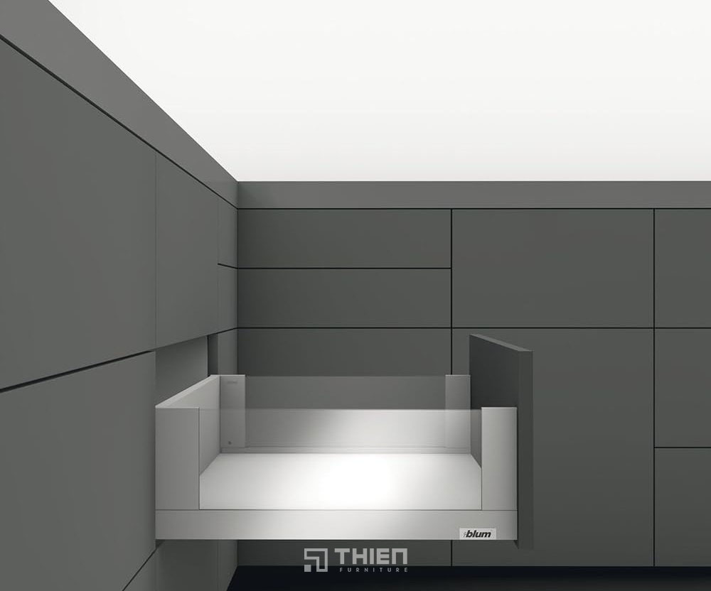 Ray hộp kính giảm chấn Blum Legrabox C 7069669